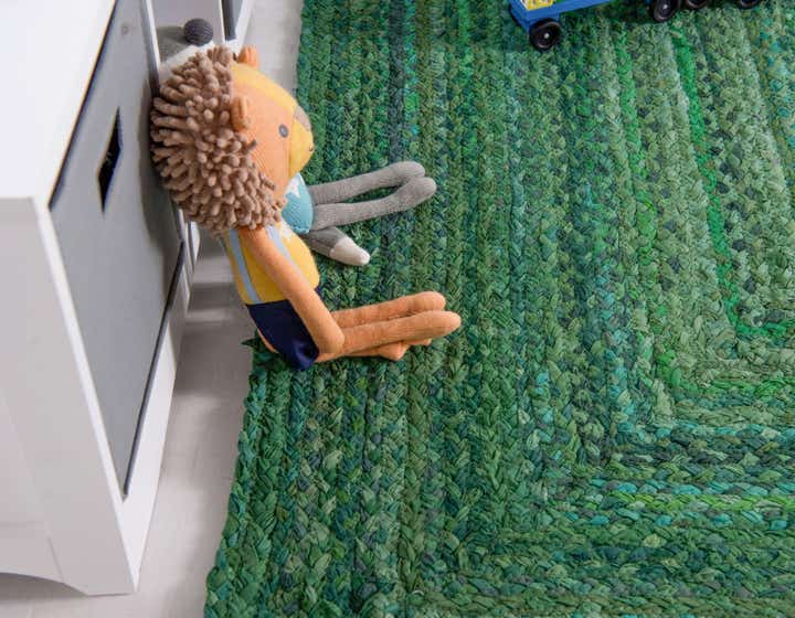 6' 1 x 9' Handmade Braided Chindi Rug