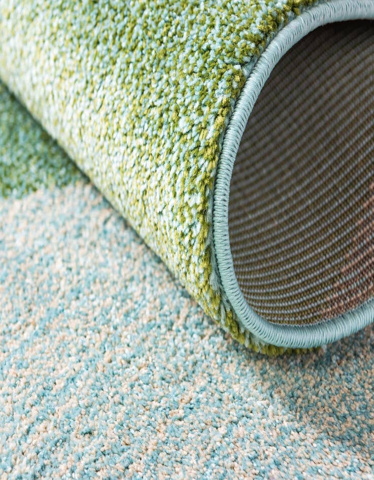 Detail image of 7' x 10' Washable Casablanca Rug