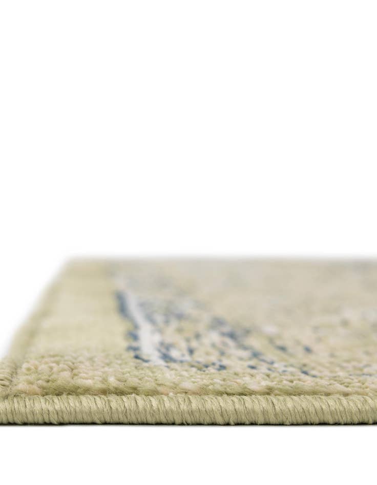 Detail image of 5' x 7' Charleston Rug