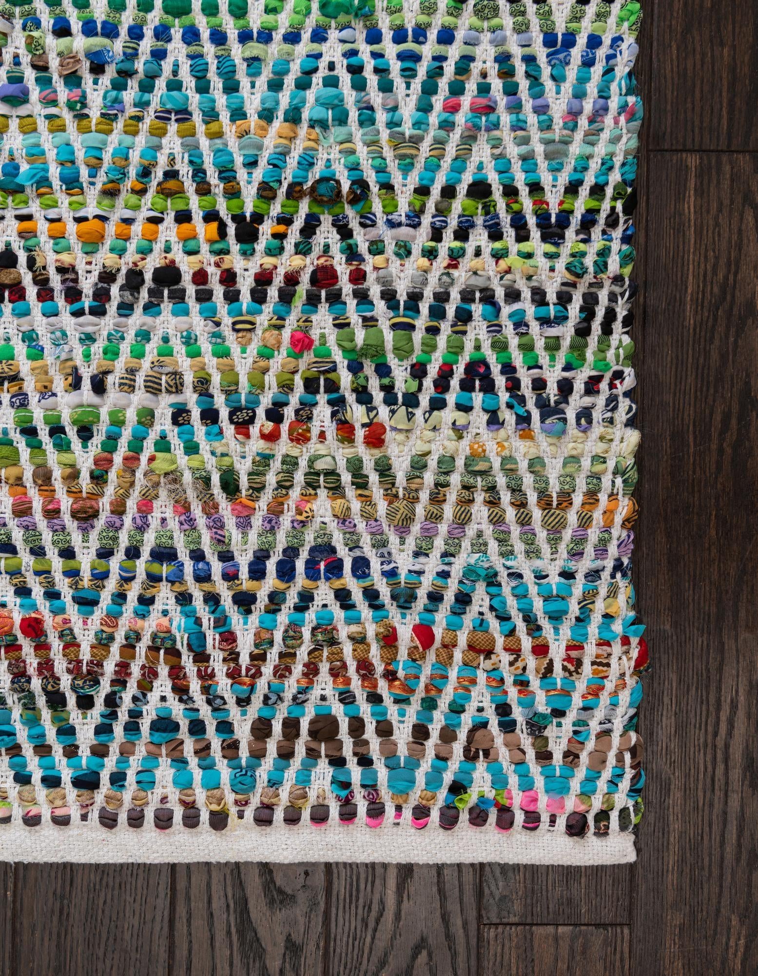 8' x 11' Hand Woven Chindi Chevron Rug
