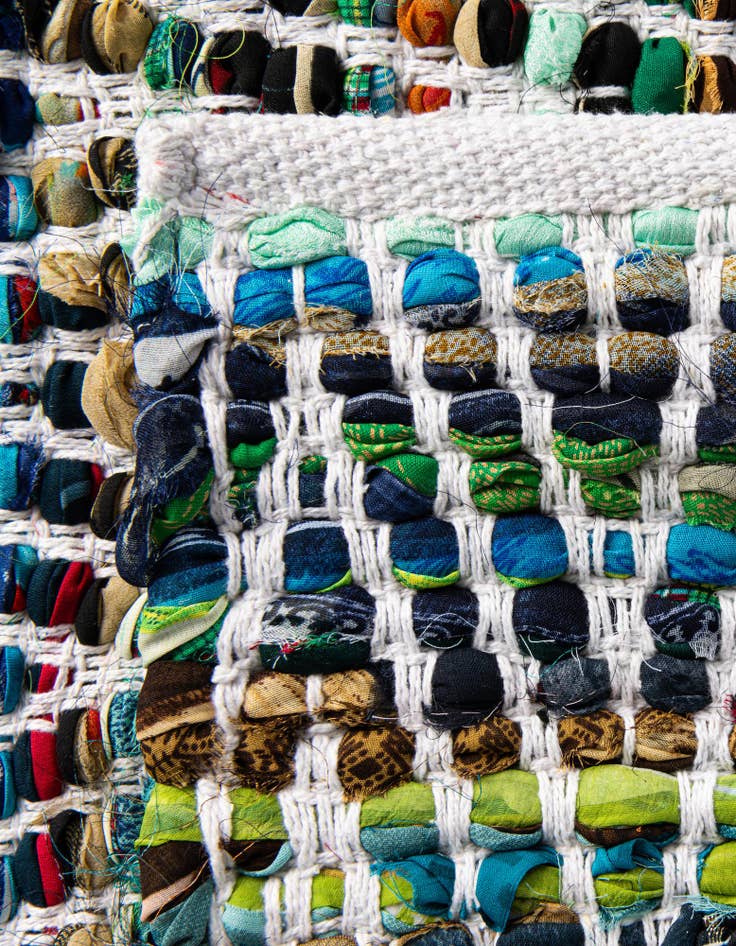 Detail image of 2' x 3' 1 Hand Woven Chindi Chevron Rug