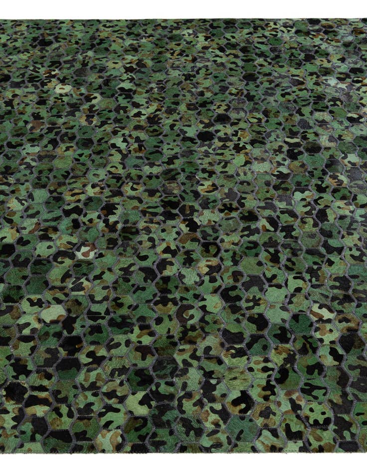 Detail image of 5' 1 x 7' 11 Cowhide Stocks Rug