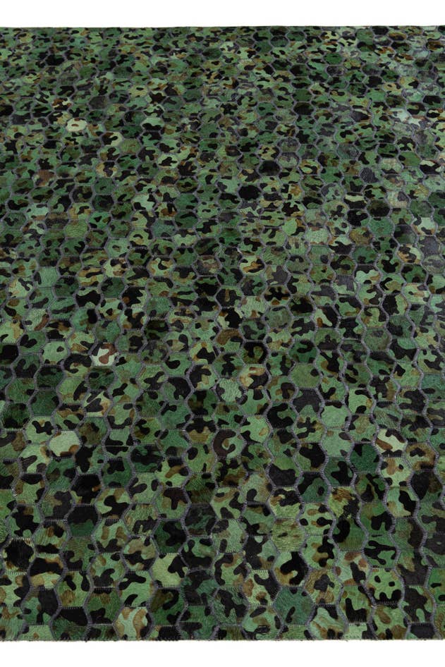 Detail image of 5' 1 x 7' 11 Cowhide Stocks Rug
