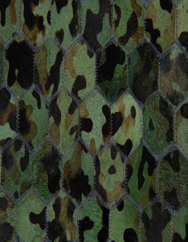 Detail image of 8' x 9' 9 Cowhide Stocks Rug