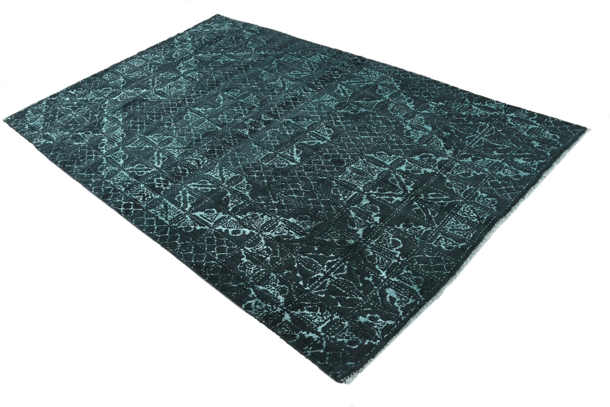 5' x 8' Hand Knotted Darya Rug