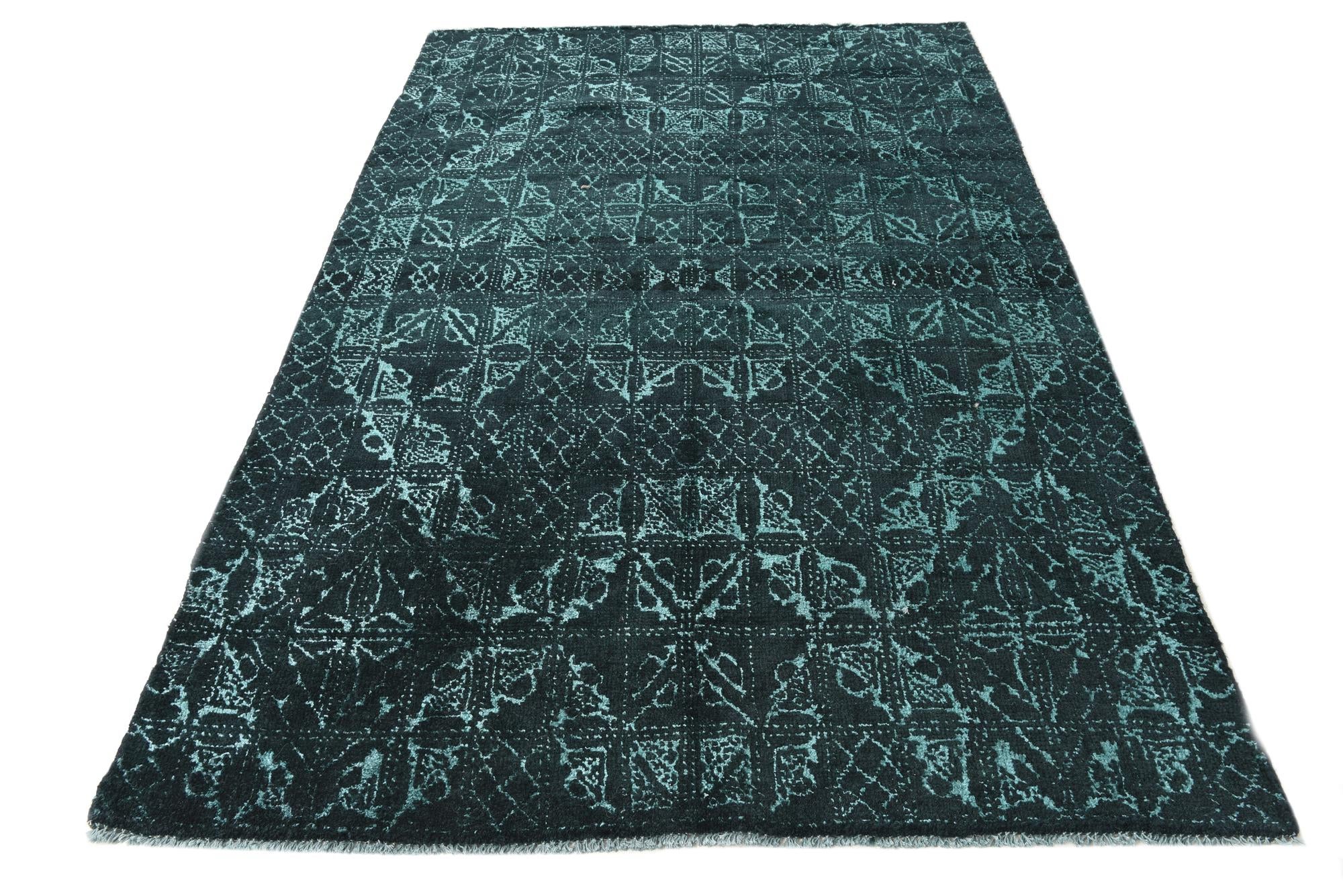 5' x 8' Hand Knotted Darya Rug