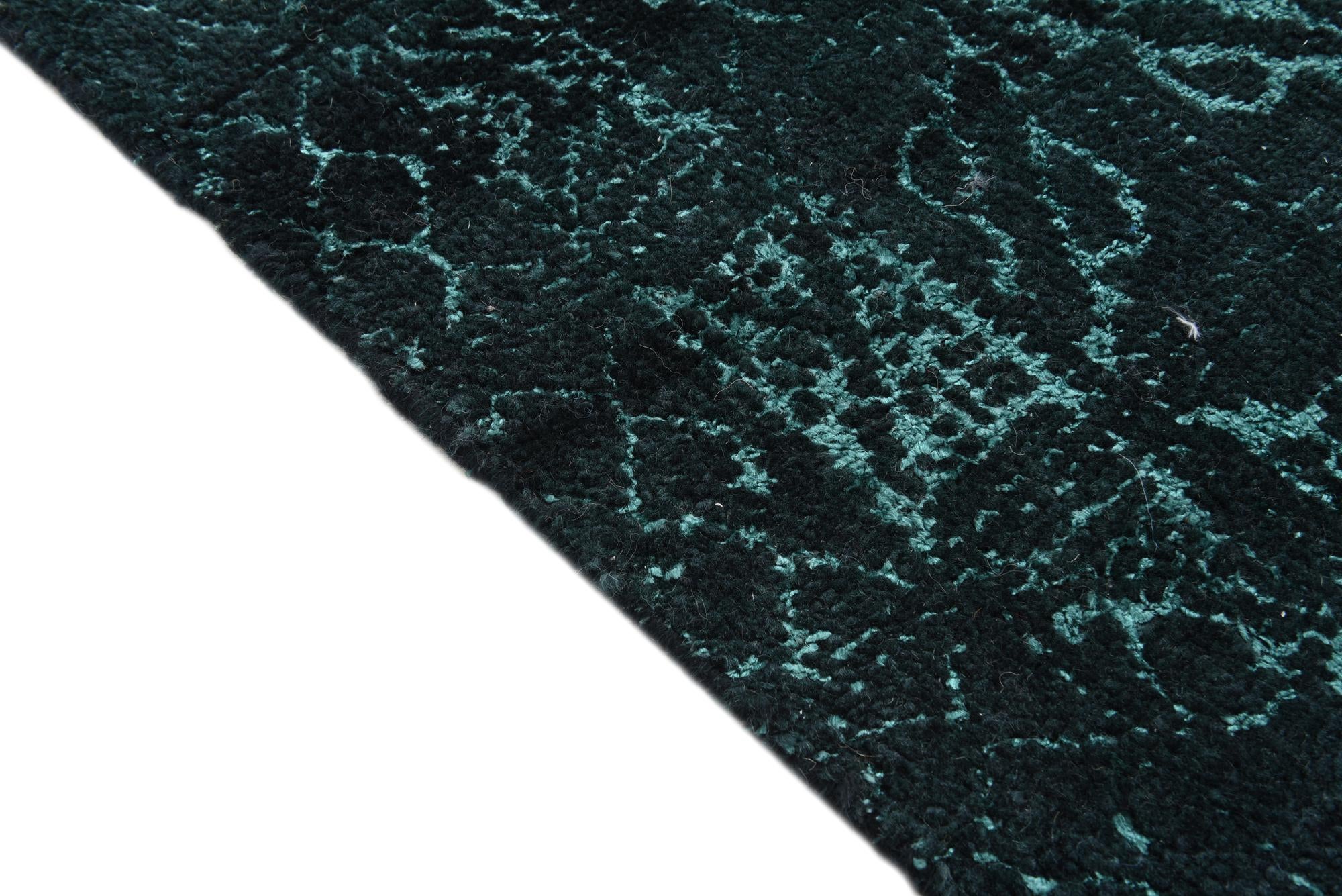 5' x 8' Hand Knotted Darya Rug