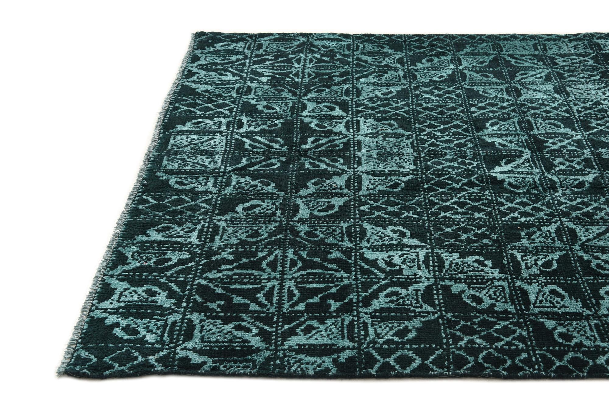 5' x 8' Hand Knotted Darya Rug