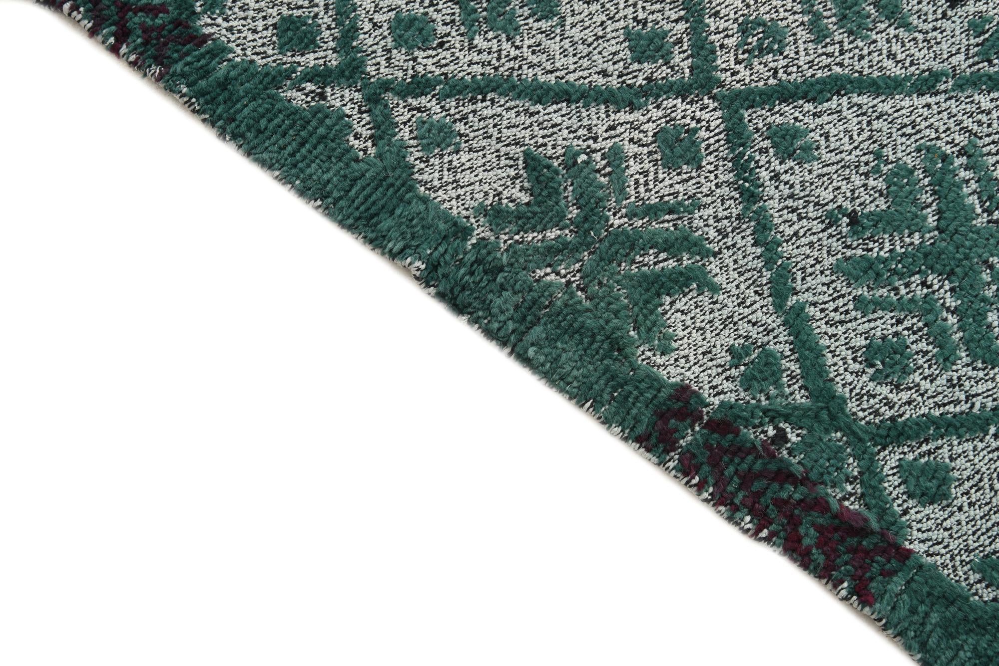 5' 5 x 8' 1 Hand Knotted Darya Wool Rug