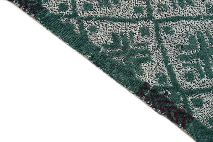 5' 5 x 8' 1 Hand Knotted Darya Wool Rug