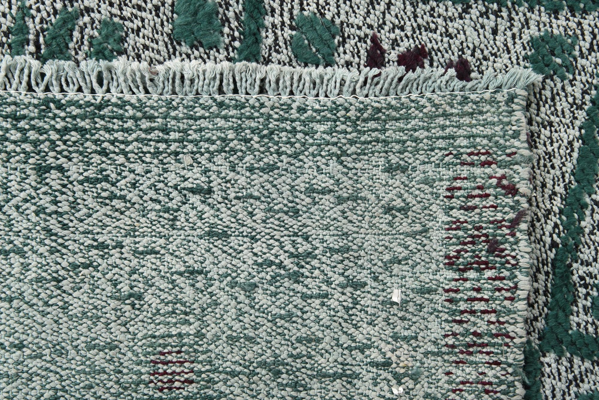 5' 5 x 8' 1 Hand Knotted Darya Wool Rug