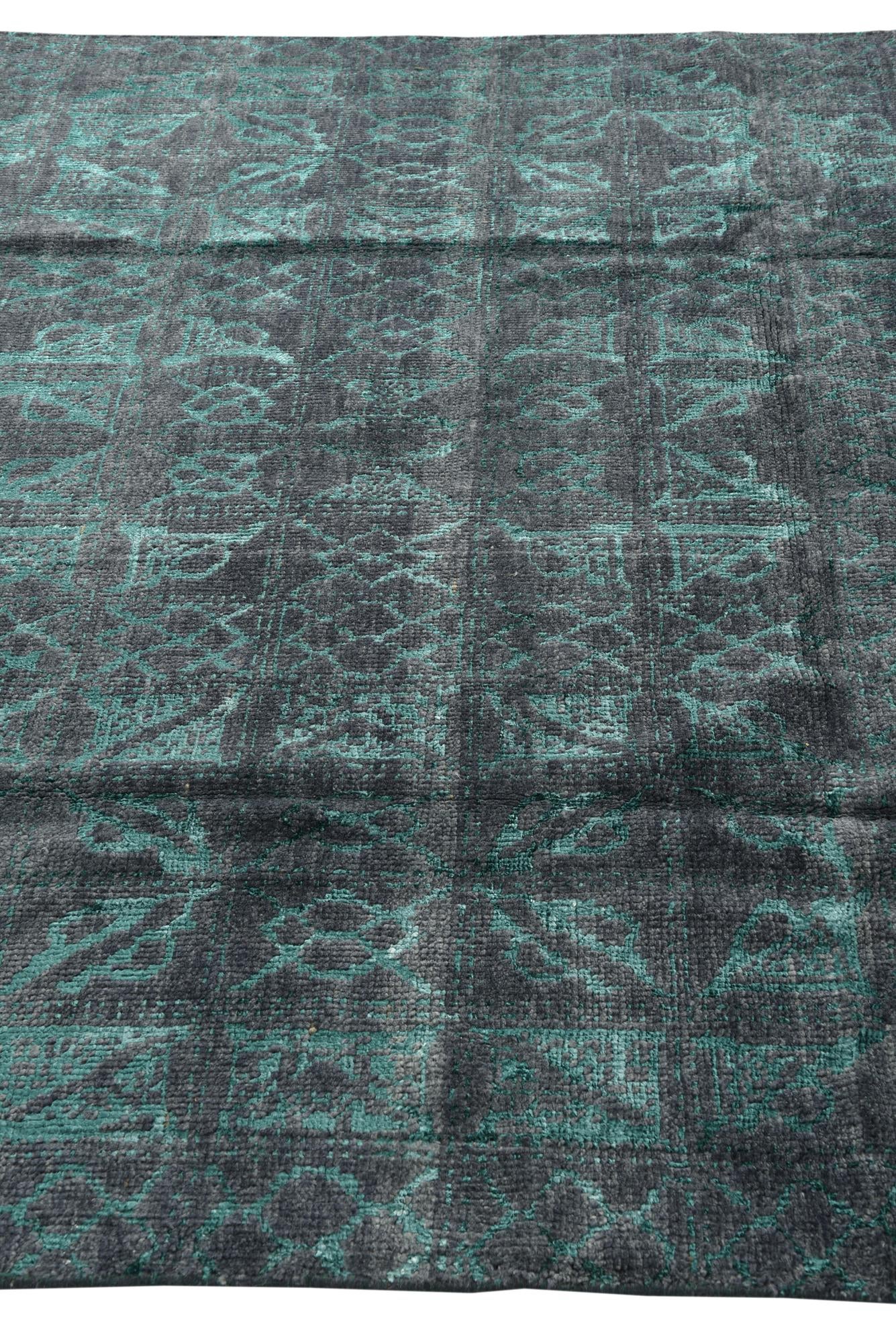 5' 10 x 9' Hand Knotted Darya Rug
