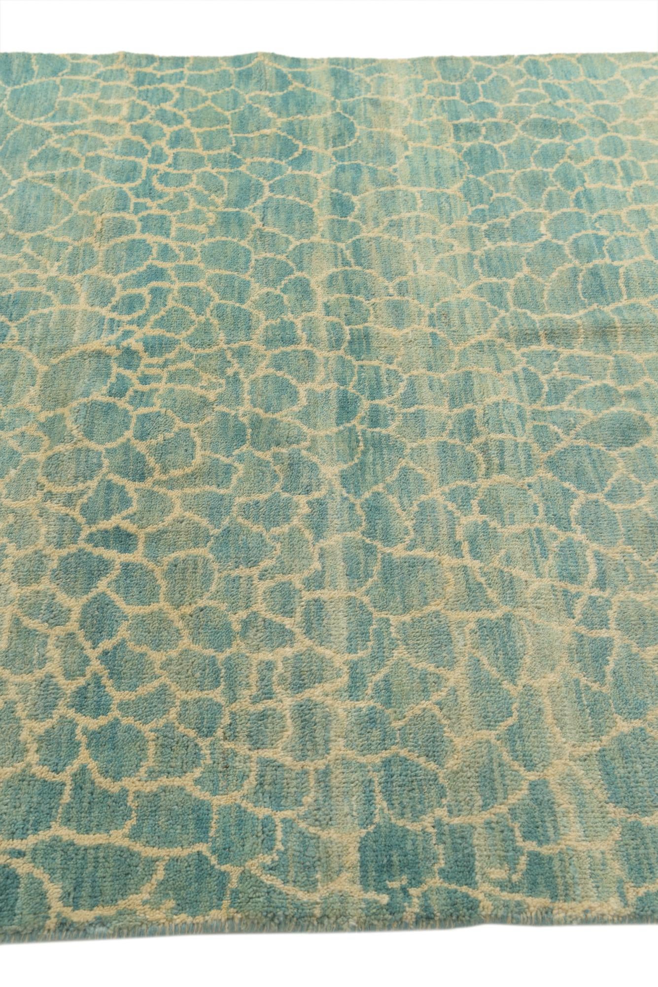 5' 6 x 7' 10 Hand Knotted Darya Wool Rug