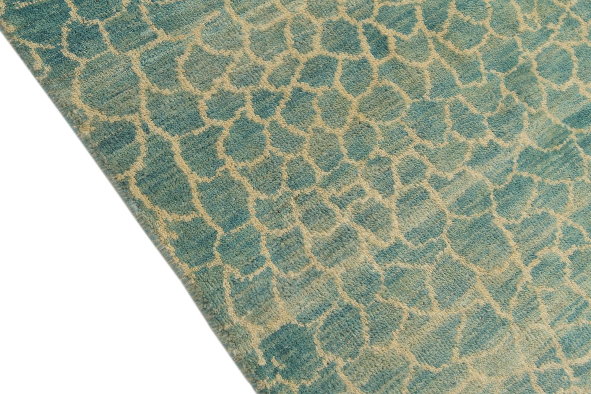 5' 6 x 7' 10 Hand Knotted Darya Wool Rug