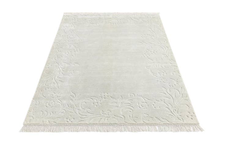 Detail image of 4' 2 x 6' 2 Darya Rug