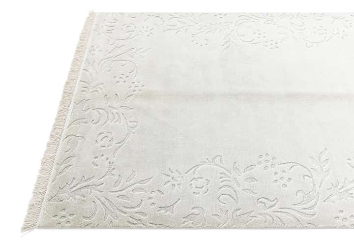 4' 2 x 6' 2 Darya Rug