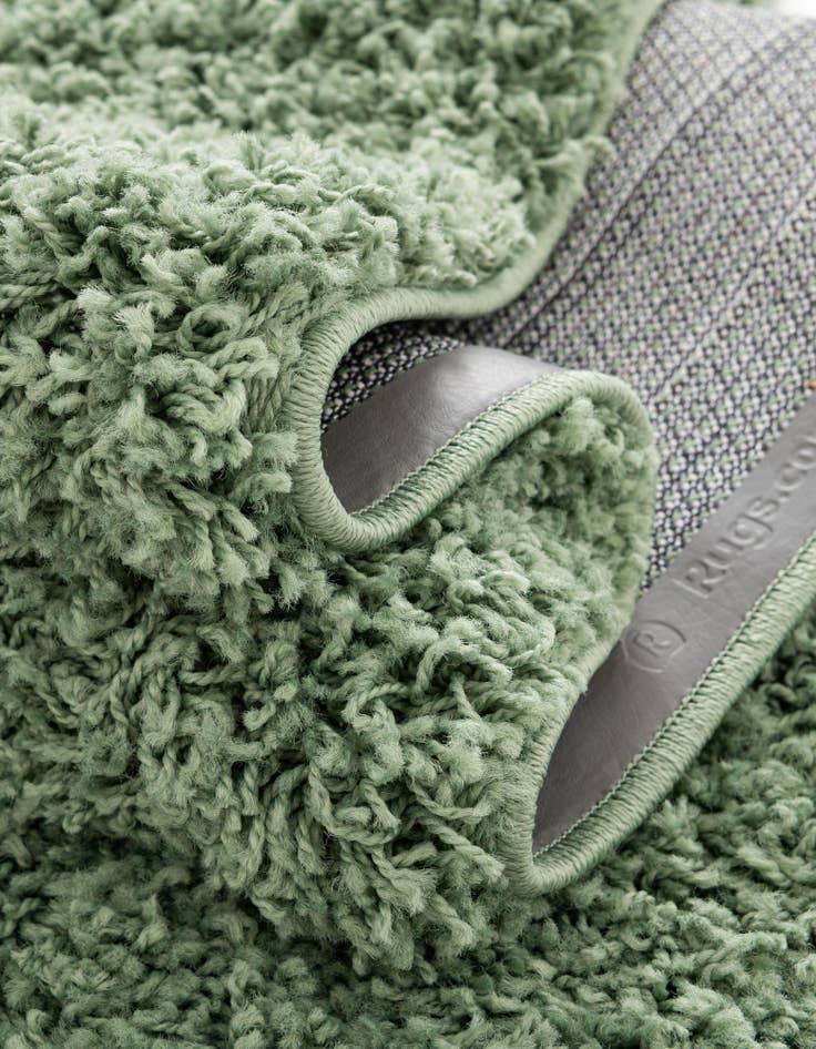 Detail image of 7' x 10' Everyday Shag Rug