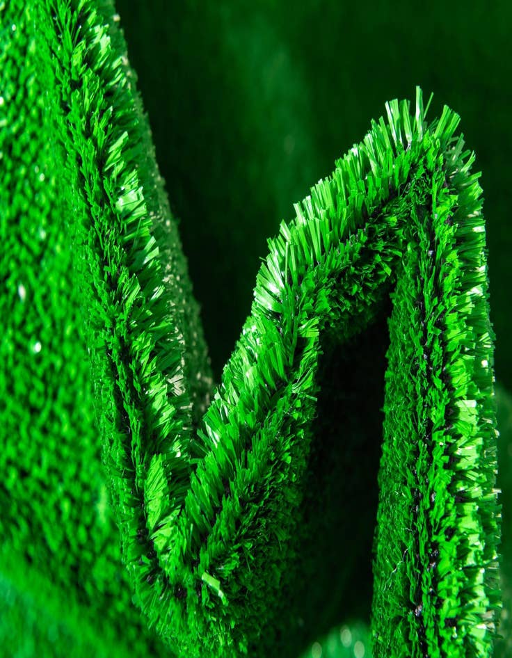 Detail image of 9' x 12' Fairway Grass Rug