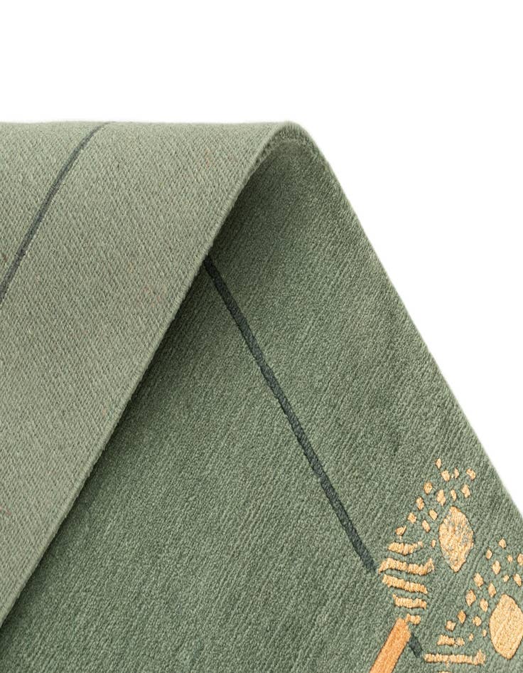 Detail image of 2' 5 x 4' 8 Hand Knotted Gabbeh Rug