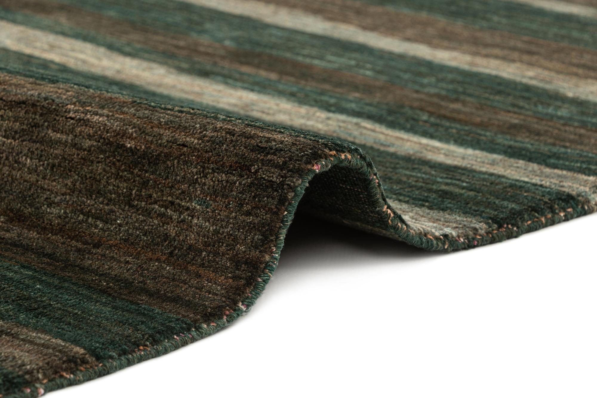 5' x 6' 9 Hand Knotted Gabbeh Wool Rug