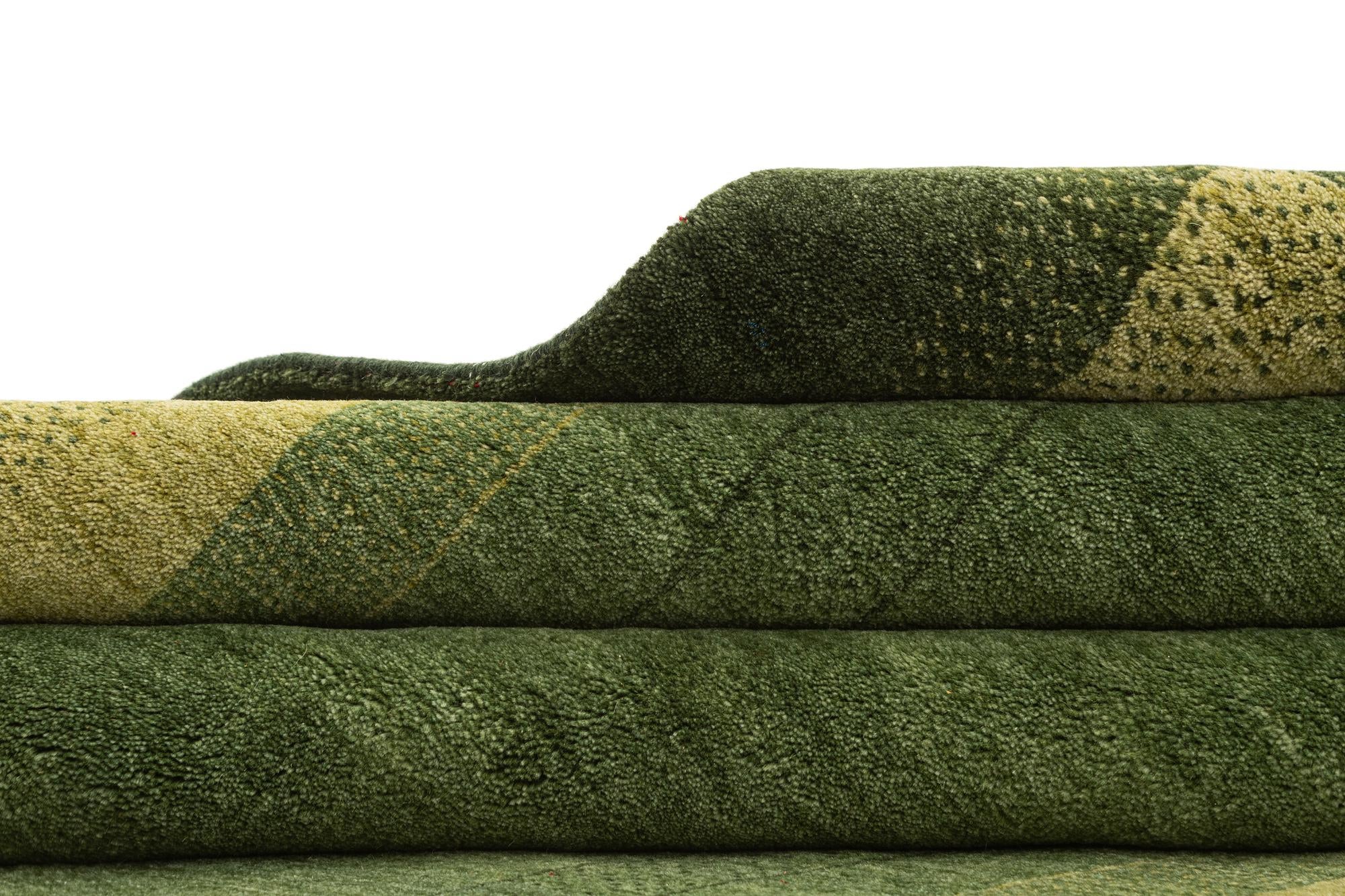 5' x 6' 8 Hand Knotted Gabbeh Wool Rug