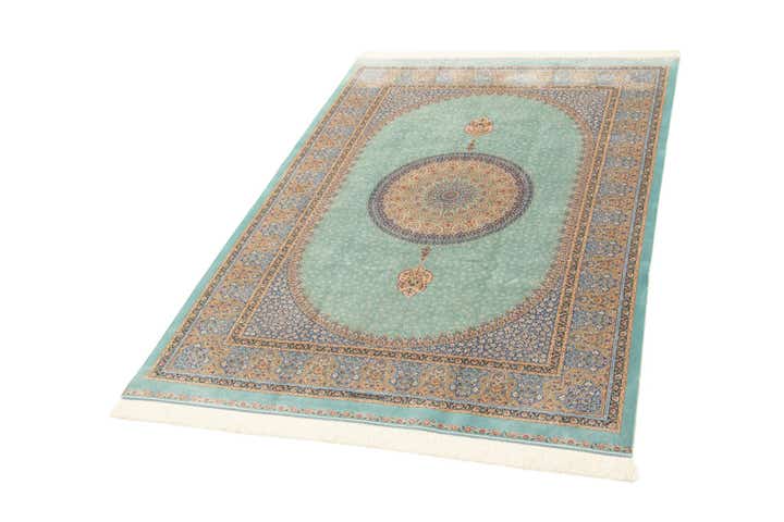 4' 9 x 7' 5 Ghom Design Rug