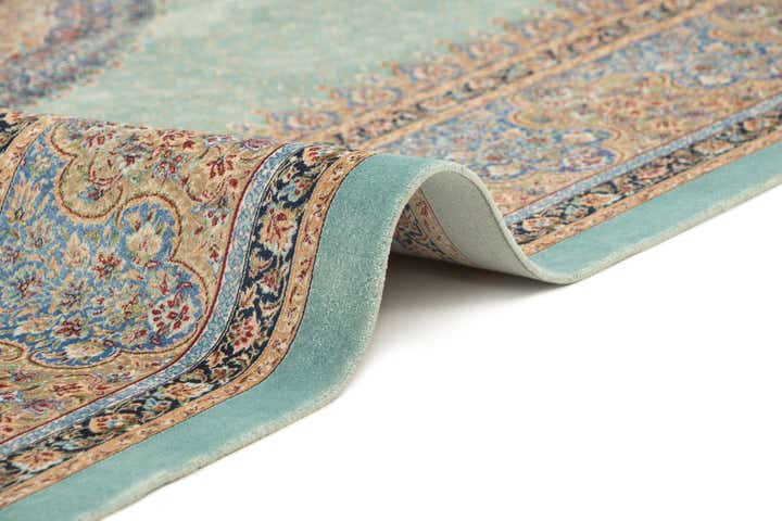 4' 9 x 7' 5 Ghom Design Rug