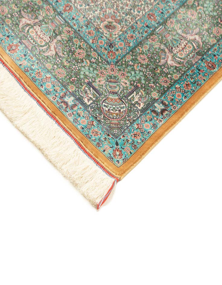 Detail image of 4' 10 x 7' 4 Ghom Design Rug