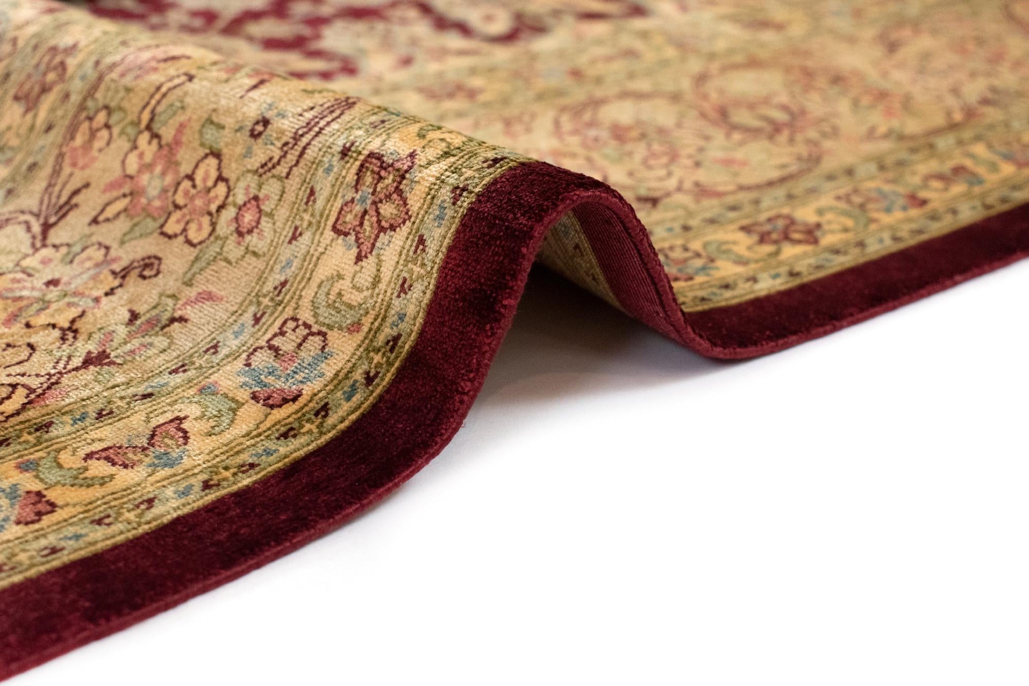 4' 4 x 6' 6 Ghom Silk Rug