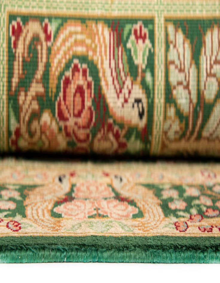 Detail image of 1' 10 x 2' 10 Ghom Silk Rug