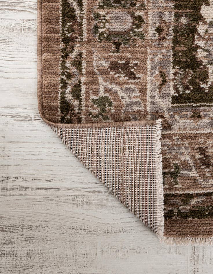 Detail image of 2' 7 x 12' 6 Grand Tradition Rug