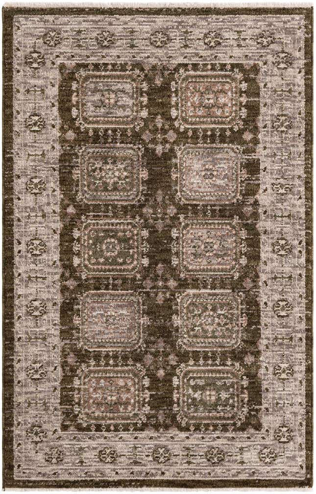 4' x 6' 3 Grand Tradition Rug