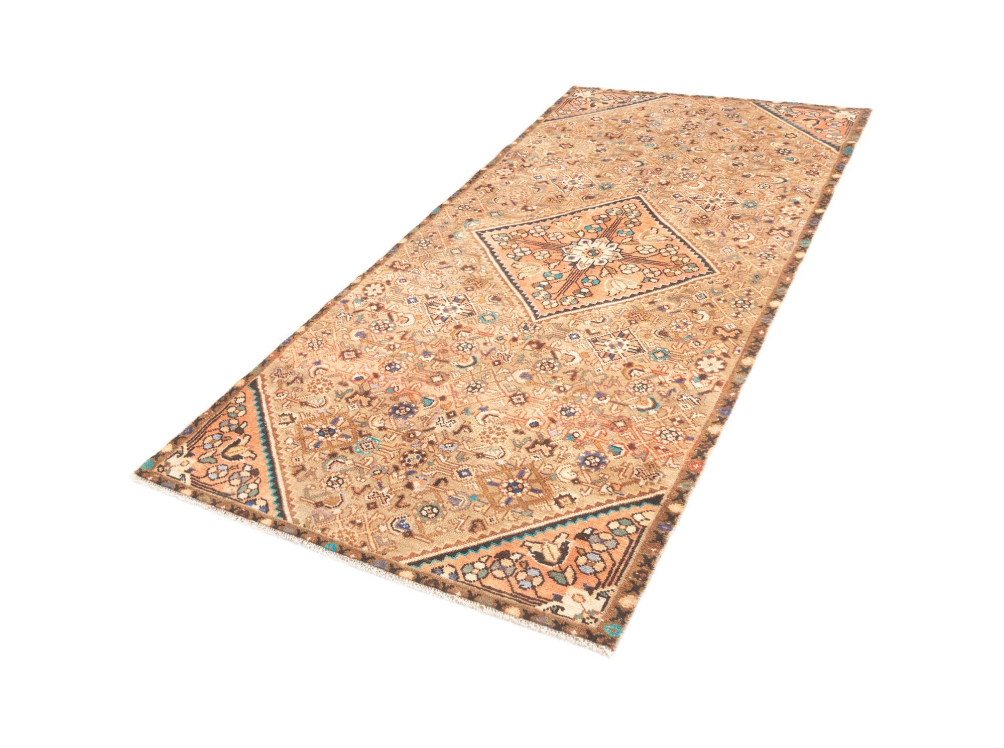 3' 5 x 8' 11 Hamedan Rug