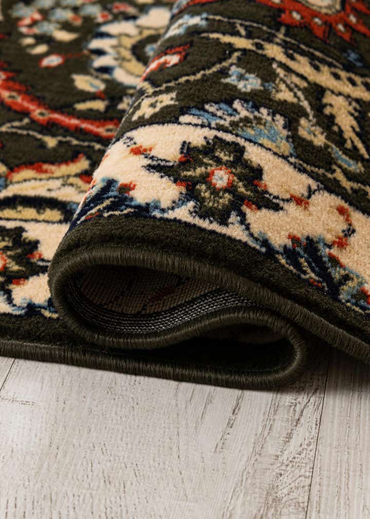 7' 10 x 10' Isfahan Design Rug