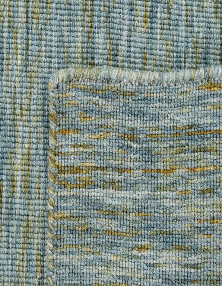 Detail image of 2' 1 x 3' 1 Hand Woven Jill Zarin English Manor Wool Rug