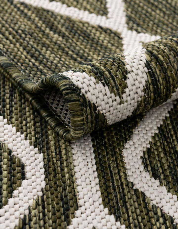 6' x 9' Easy-Clean Jill Zarin Turks and Caicos Indoor / Outdoor Rug