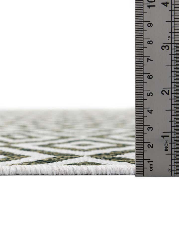2' x 3' Easy-Clean Jill Zarin Costa Rica Indoor / Outdoor Rug