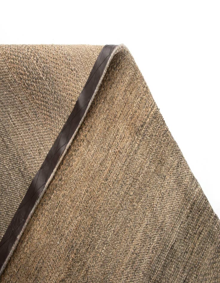 Detail image of 5' 1 x 6' 5 Juma Wool Rug