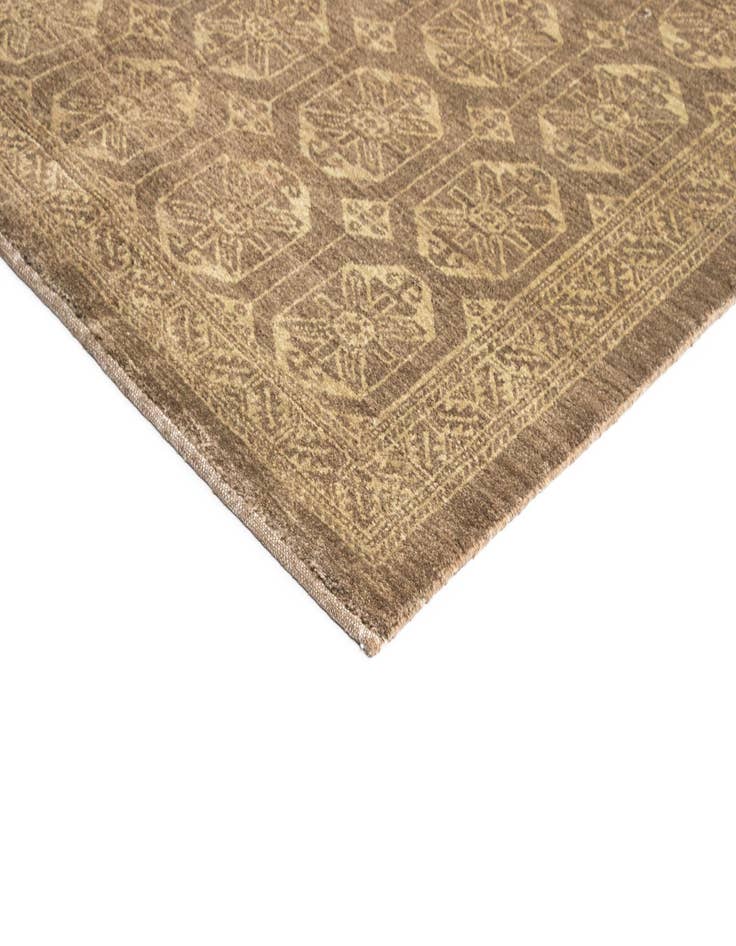 Detail image of 5' 7 x 7' 10 Juma Wool Rug