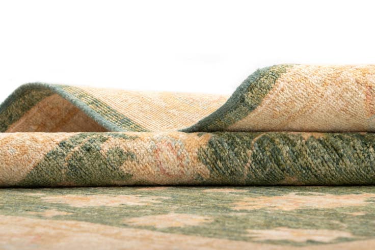 Detail image of 4' 10 x 6' 5 Kaizar Wool Rug