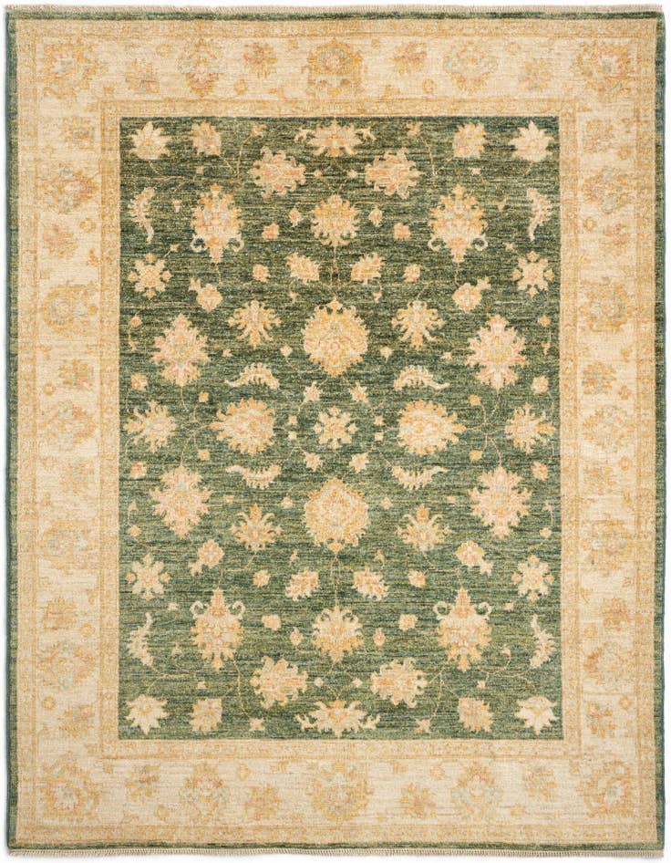 Detail image of 4' 10 x 6' 5 Kaizar Wool Rug