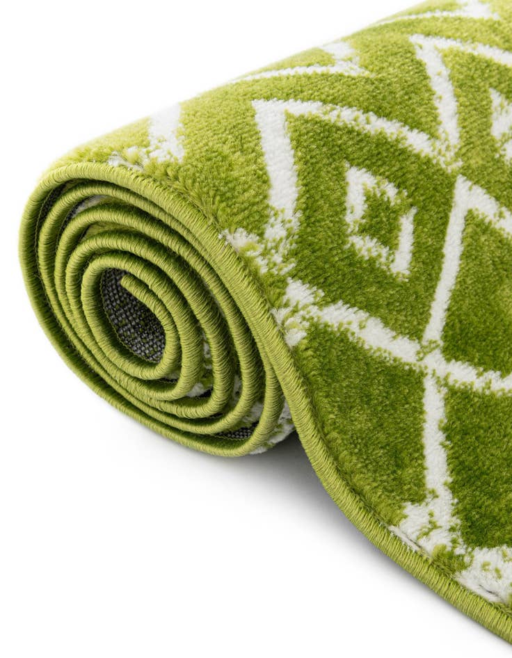 Detail image of 10' x 13' Kasbah Trellis Rug