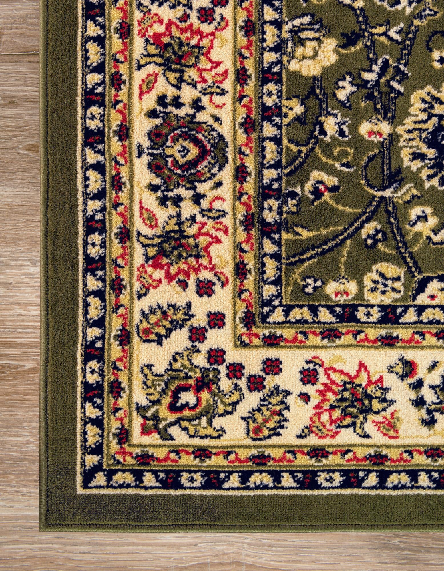 4' x 6' Kashan Design Rug