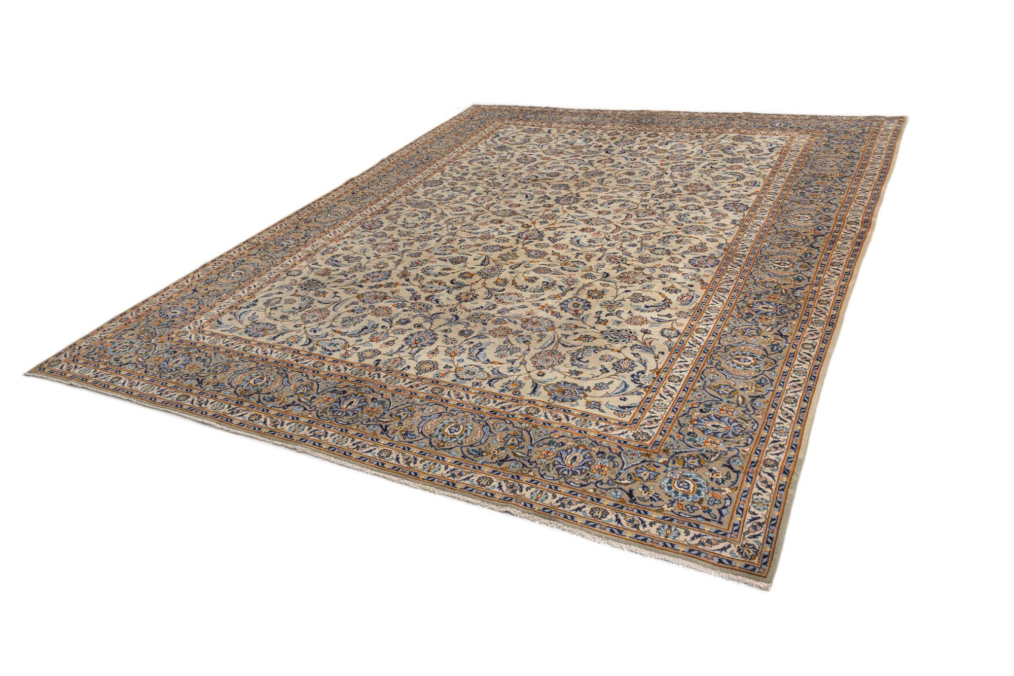 10' 6 x 13' 6 Kashan Wool Rug
