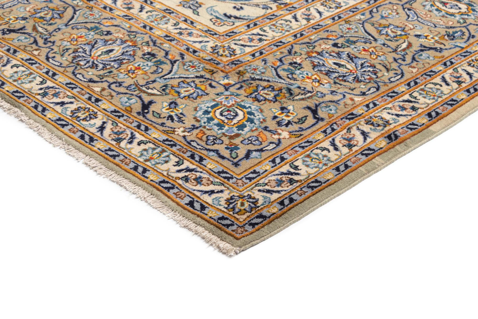 10' 6 x 13' 6 Kashan Wool Rug