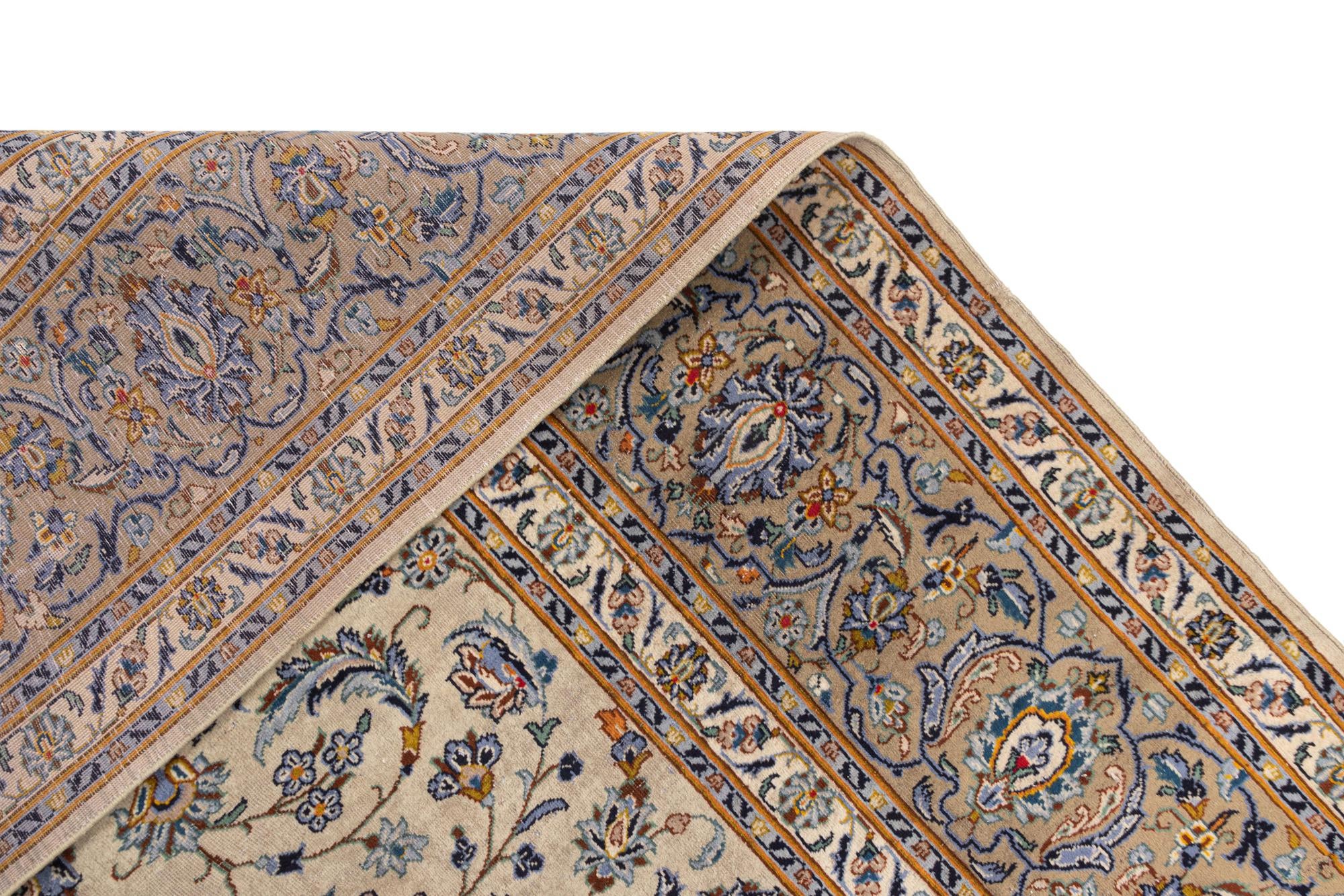 10' 6 x 13' 6 Kashan Wool Rug