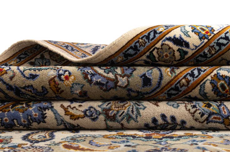 Detail image of 9' 10 x 13' 1 Kashan Wool Rug