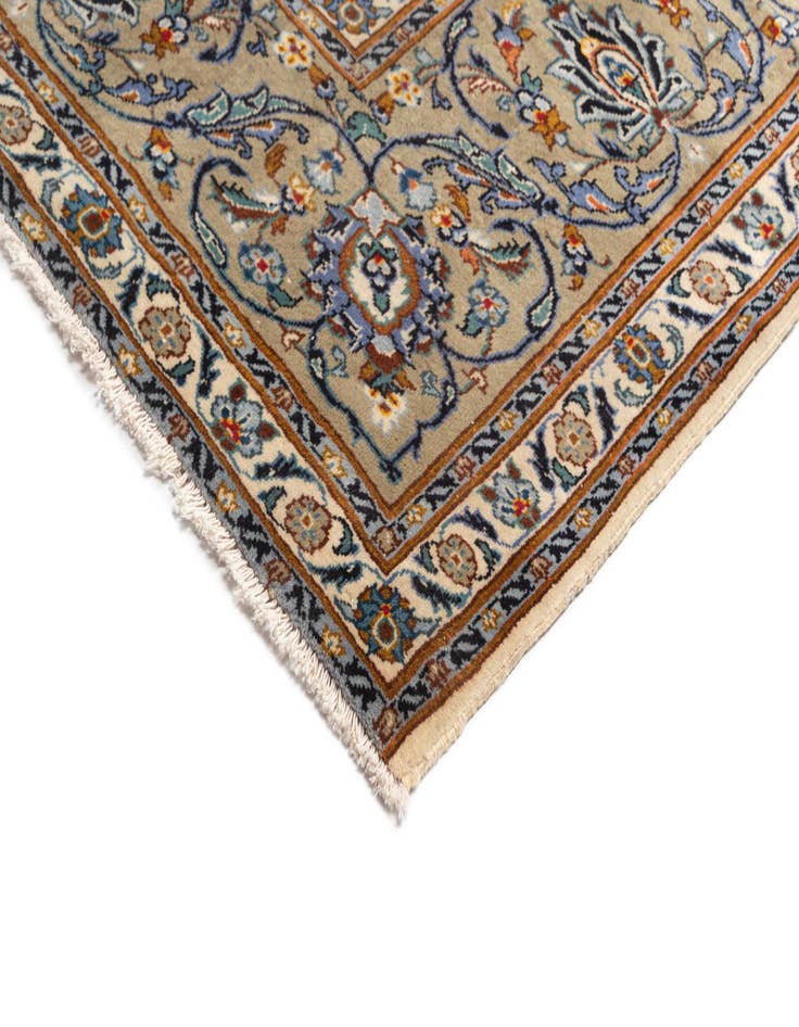 Detail image of 9' 10 x 13' 1 Kashan Wool Rug