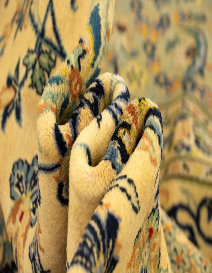 Detail image of 9' 1 x 13' 3  Hand Knotted Kashan Persian Wool Rug