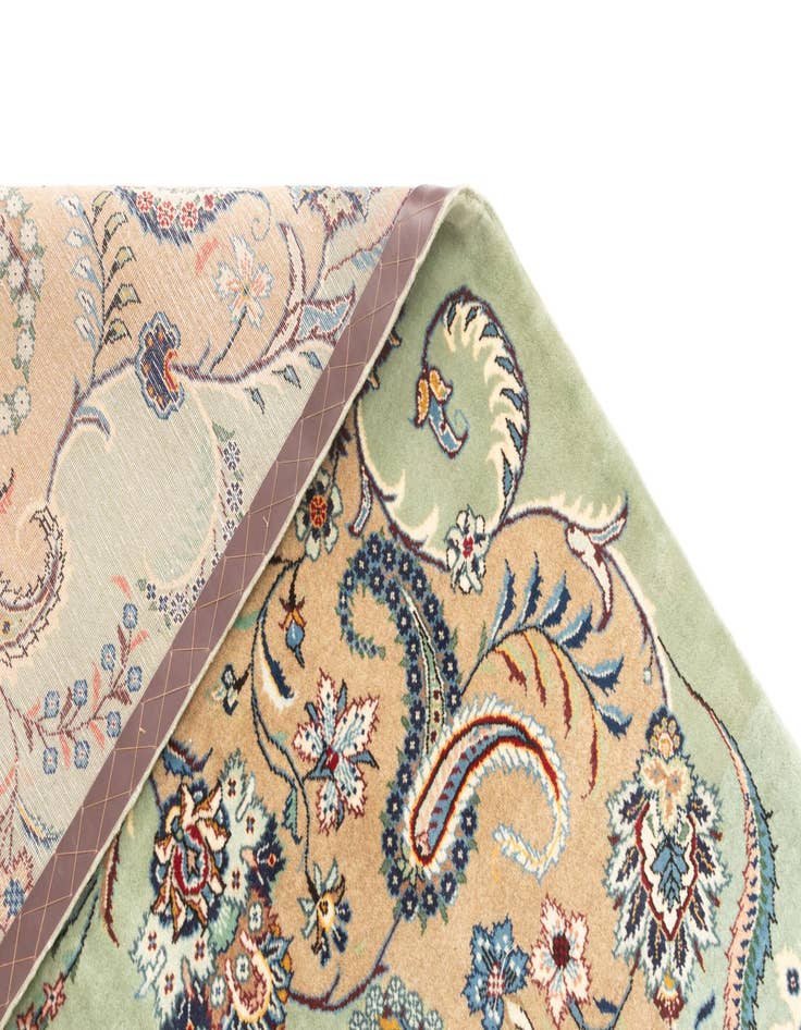 Detail image of 9' 11 x 13' 9 Kashan Rug